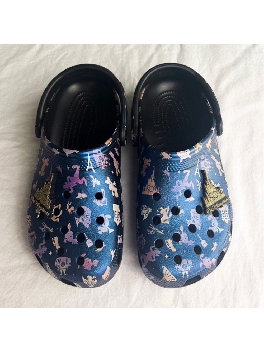 Crocs Walt Disney World 50th Anniversary Grand Finale Castle Clogs M 5 W 7 NWOB - Picture 10 of 10